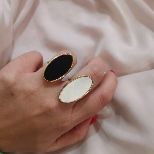 Anello ovale regolabile