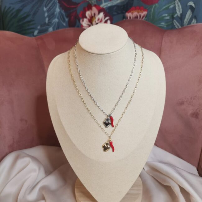 Collana cuore sacro e cornino