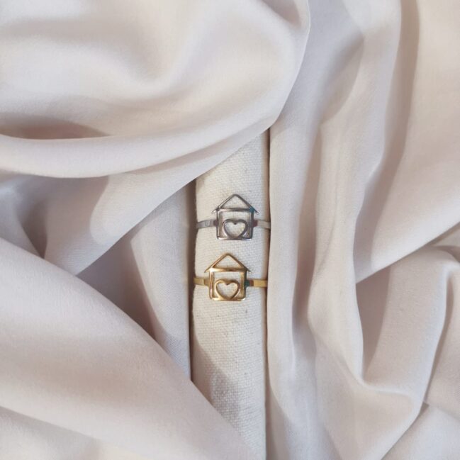 Anello con casa e cuore