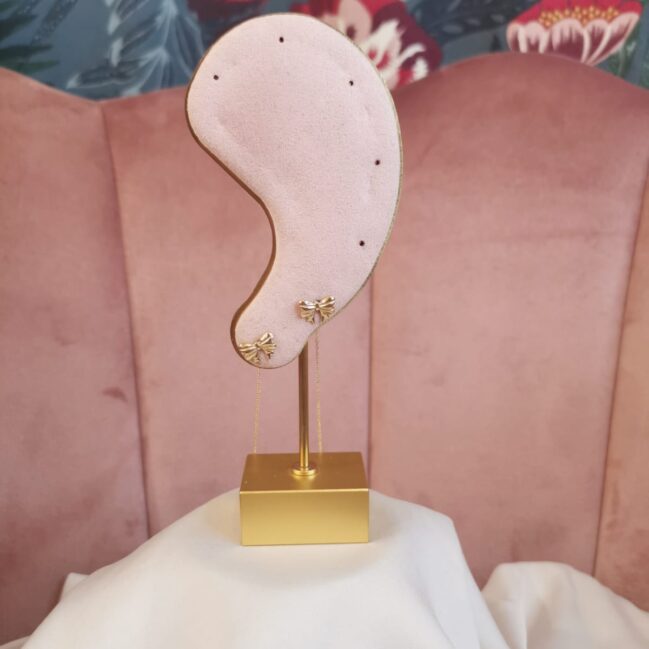 Orecchini saliscendi con fiocco