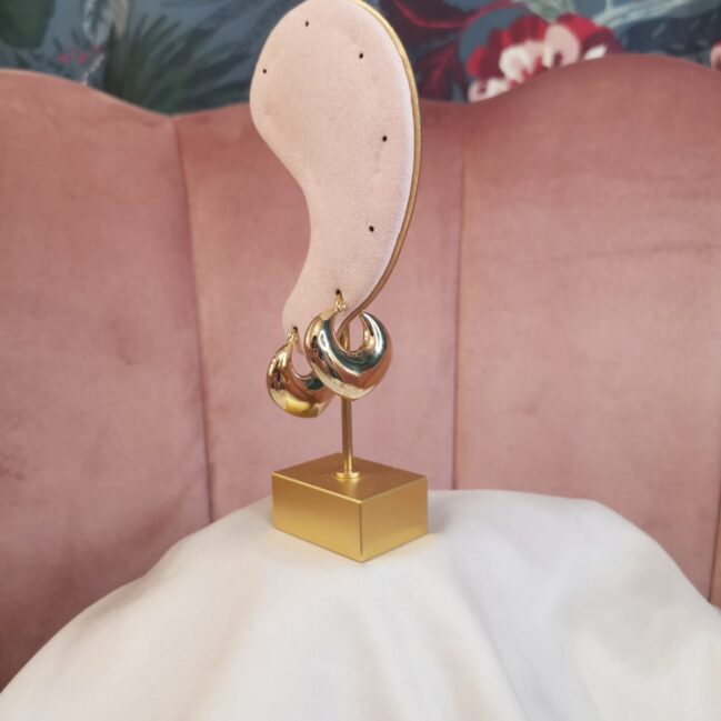 Orecchini bombati a goccia