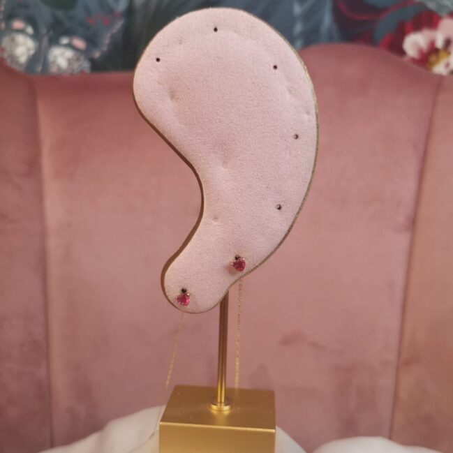 Orecchini con punto luce a forma di cuore saliscendi