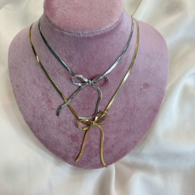 Collana snake con fiocco