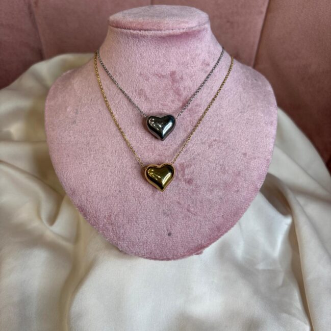 Collana con cuore bombato