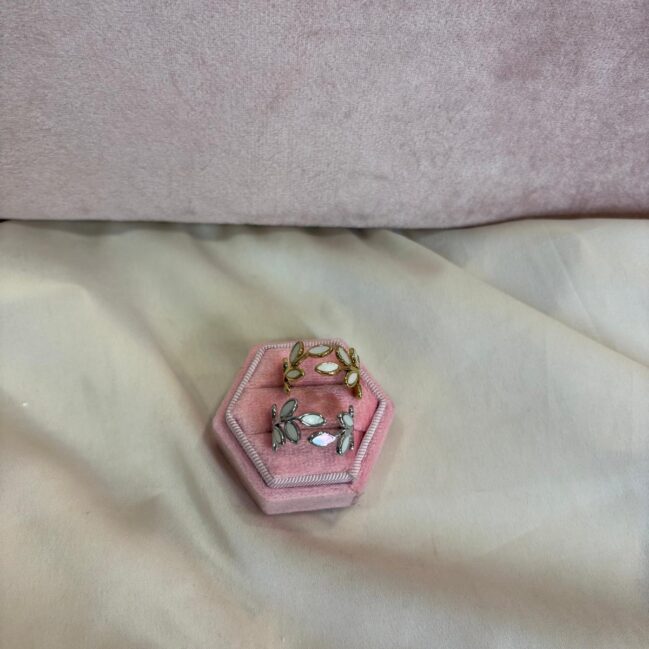 Anello foglia
