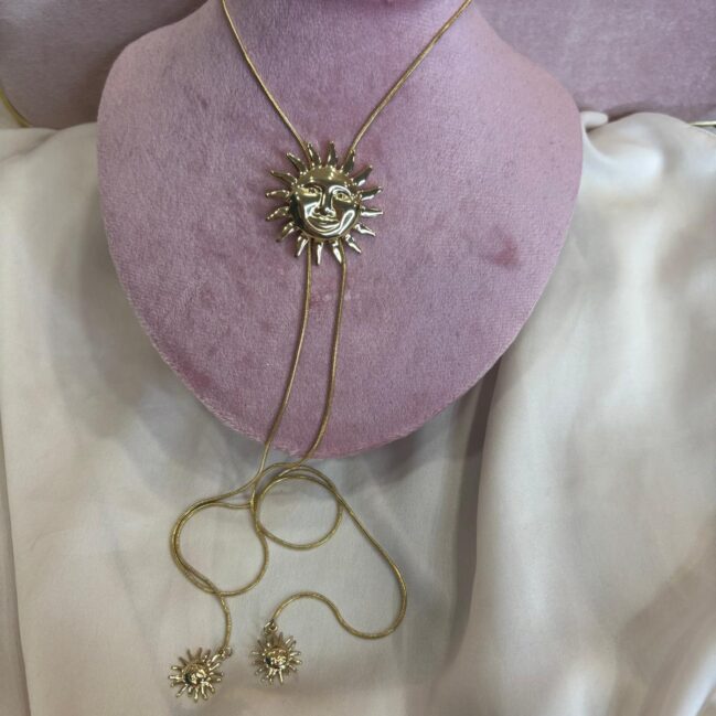 Collana cravattino con sole
