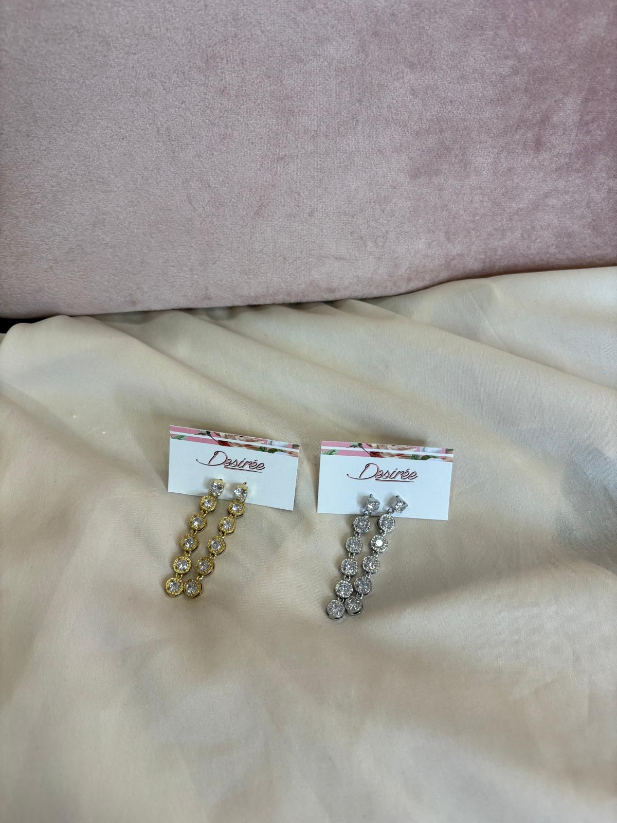 Orecchini con strass pendenti - immagine 2